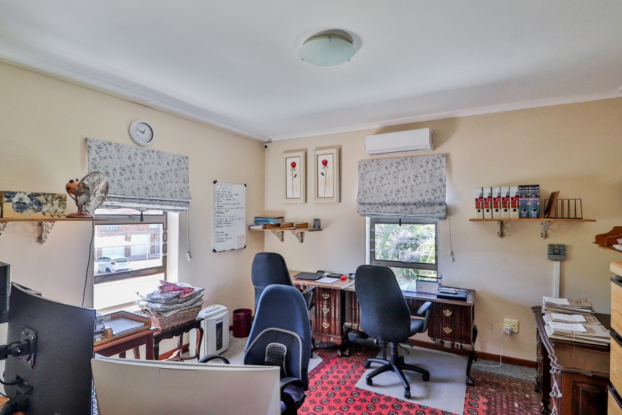 3 Bedroom Property for Sale in Yzerfontein Western Cape